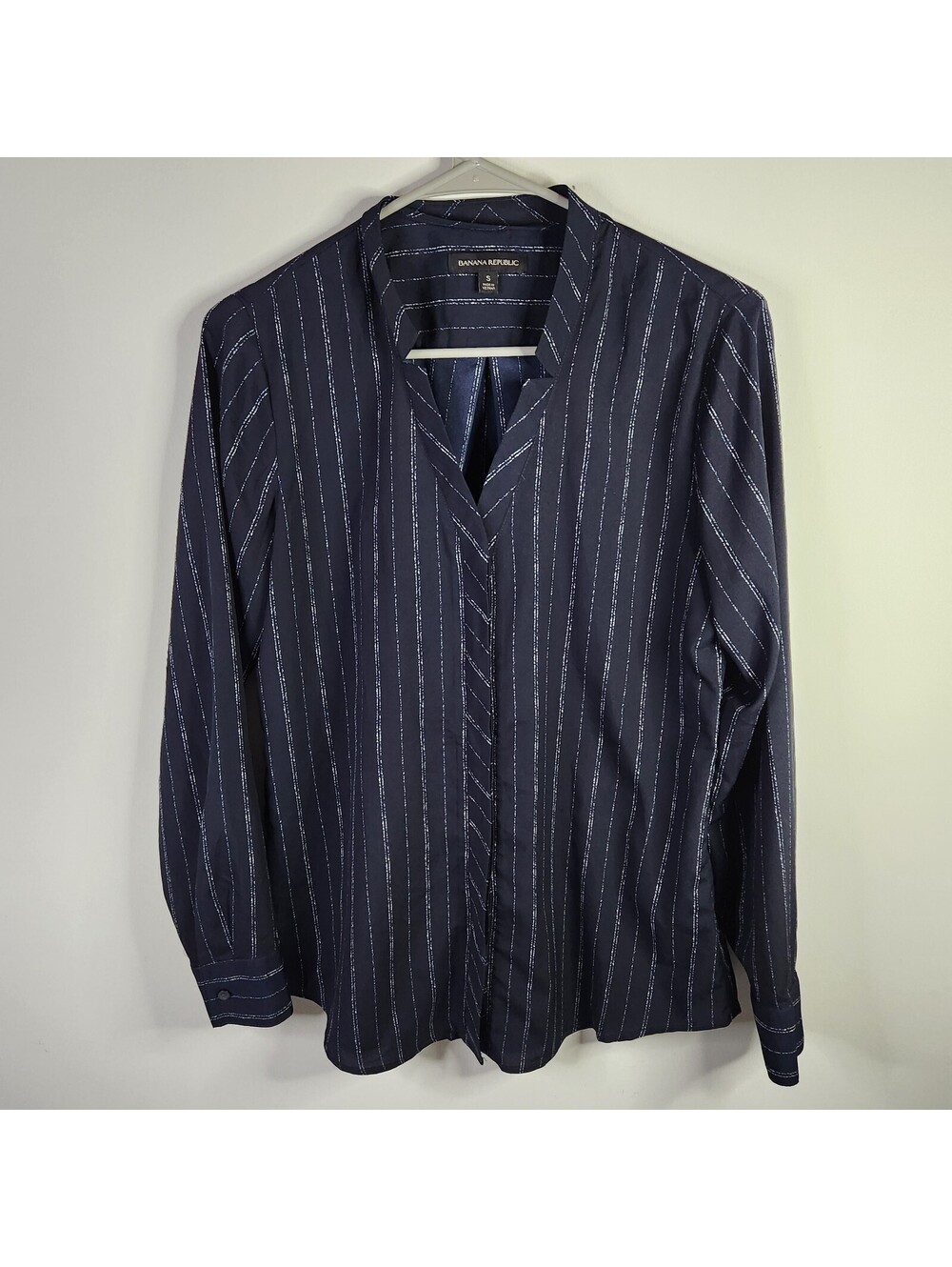 Banana Republic navy striped long sleeve blouse